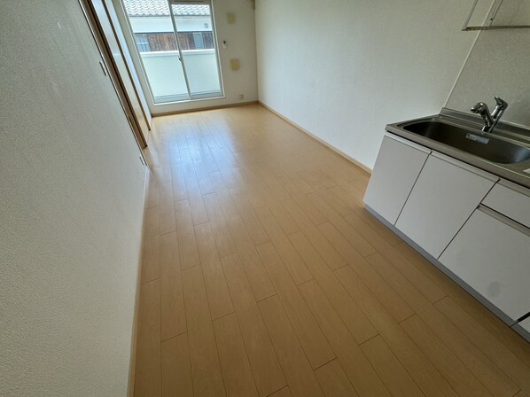 スクエア・センチュリーの物件内観写真